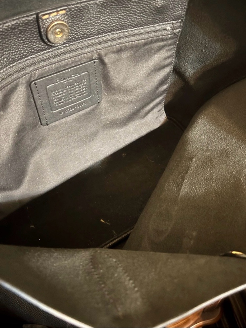 Coach Black Pebbled Leather Tote with Tan Leather Tag - Picture 13 of 16